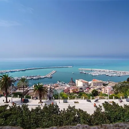 Villa Strada Dei Vetti Cipressi *
